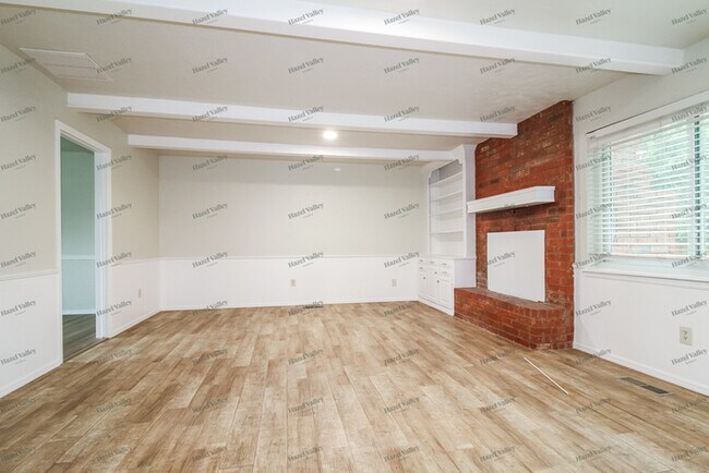 Foto del edificio - 2300 NW 114th St