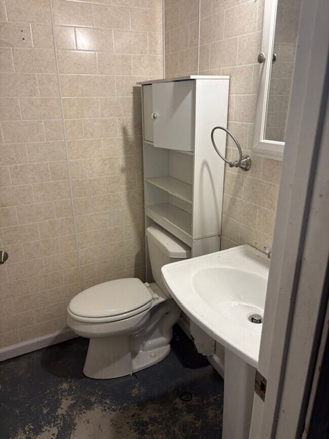 Foto del edificio - 2 BR  2 BA  House Section 8 friendly