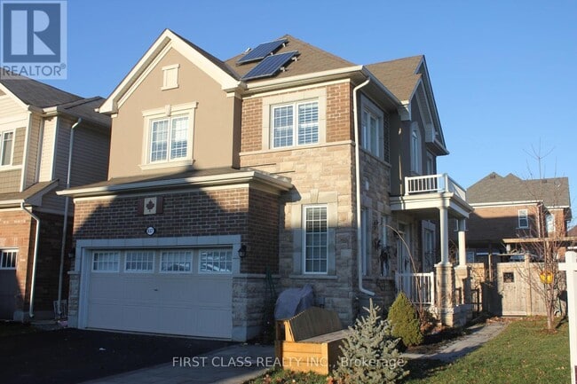 Building Photo - 657 Langholm St