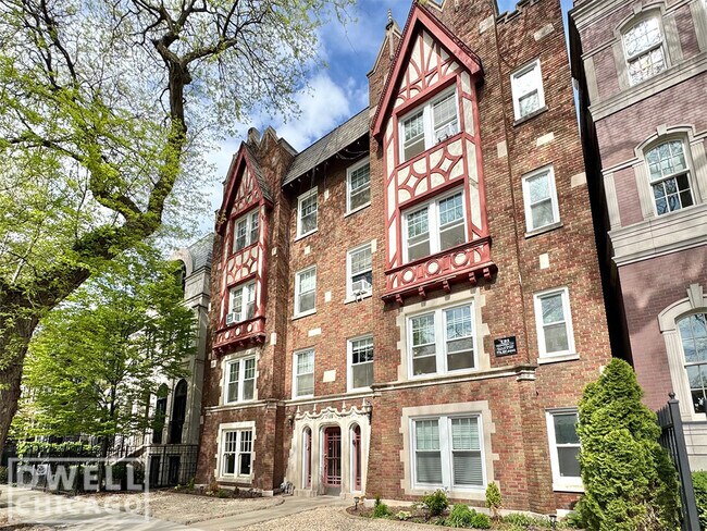 Foto del edificio - 2127 N Dayton St