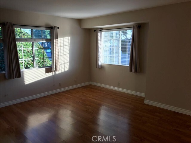 Building Photo - 8429 5th St