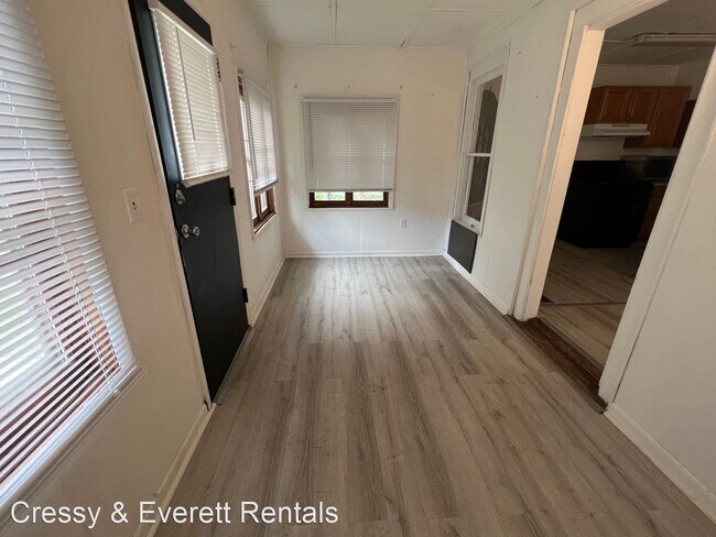 Foto del edificio - 1 br, 1 bath House - 816 Clay Street