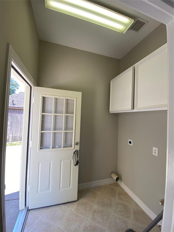 Building Photo - 25564 Dogwood Ln