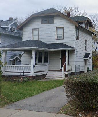 Foto principal - 1482 Norton St