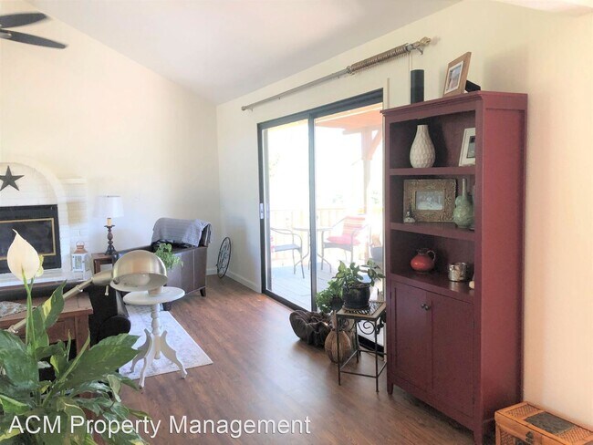 Foto del edificio - 3 br, 2.5 bath House - 121 Stanford Court