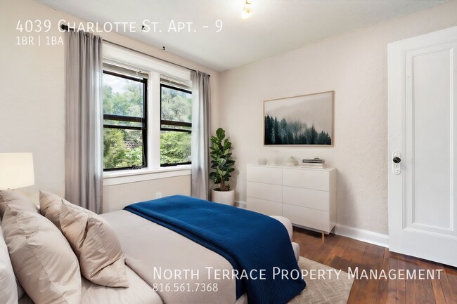 Building Photo - Charming 1BR in Hyde Park