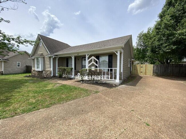 Foto del edificio - 4654 Tumblebrook Cove
