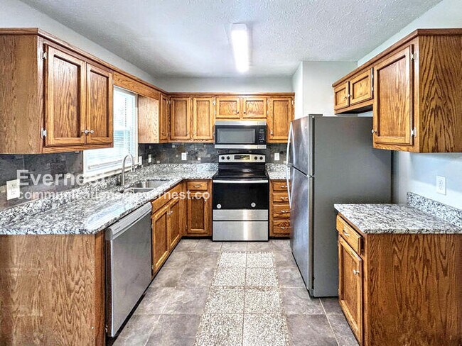 Foto del edificio - 405 Pleasant Run Rd