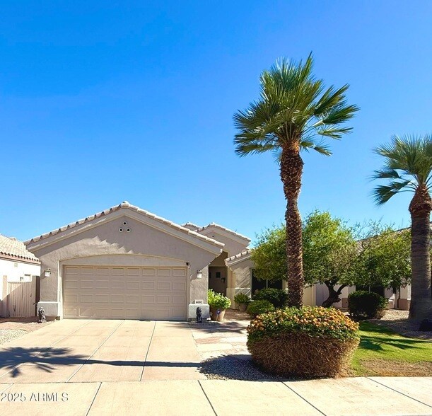 Foto principal - 8092 E Michelle Dr