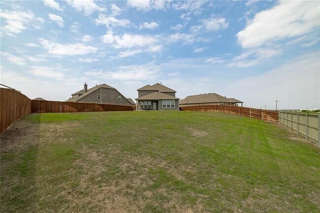 Building Photo - 165 Carlina Lp