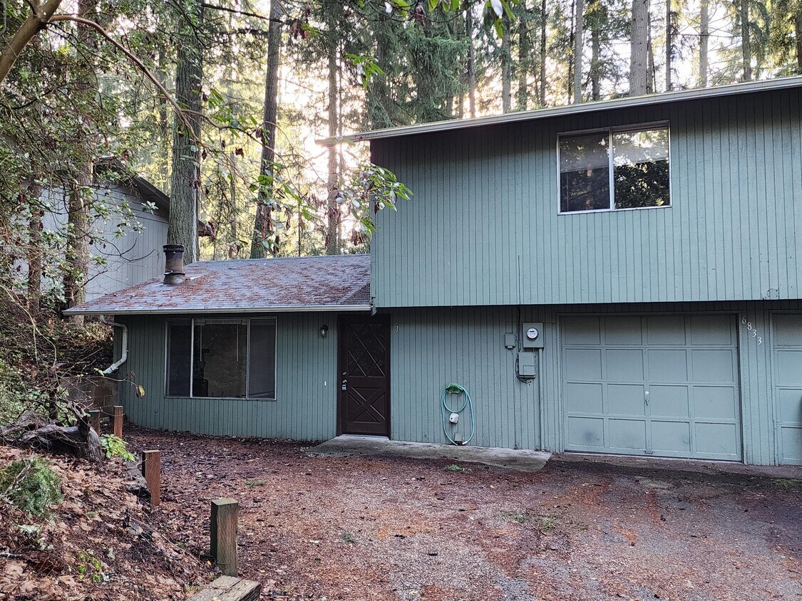 Foto principal - 6833 20th Ave SE