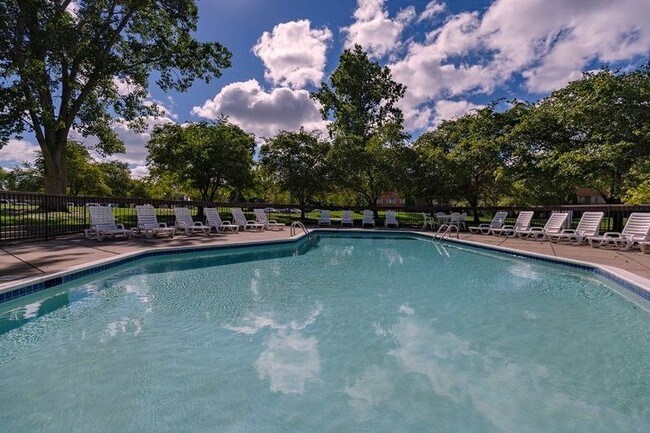 Foto del edificio - 24405 Weathervane Blvd