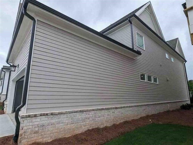 Building Photo - 5007 Bellmoore Park Ln