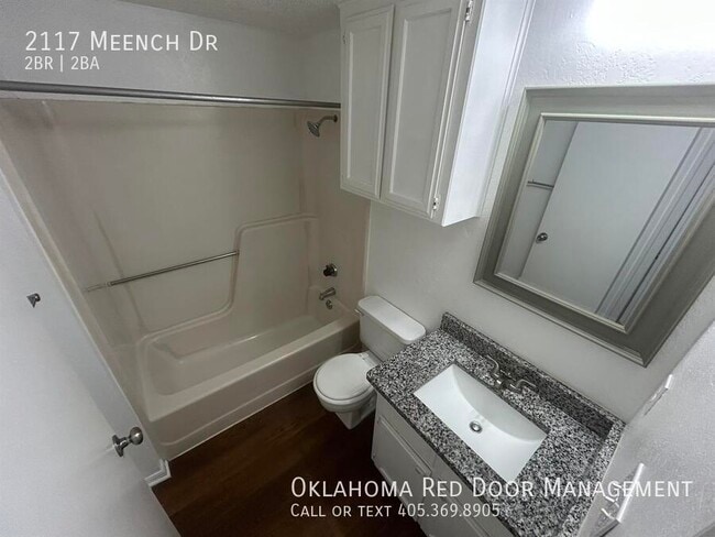 Building Photo - 2117 Meench Dr