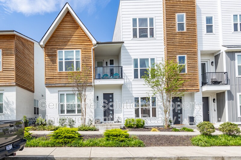 Foto principal - 711 Vernon Ave