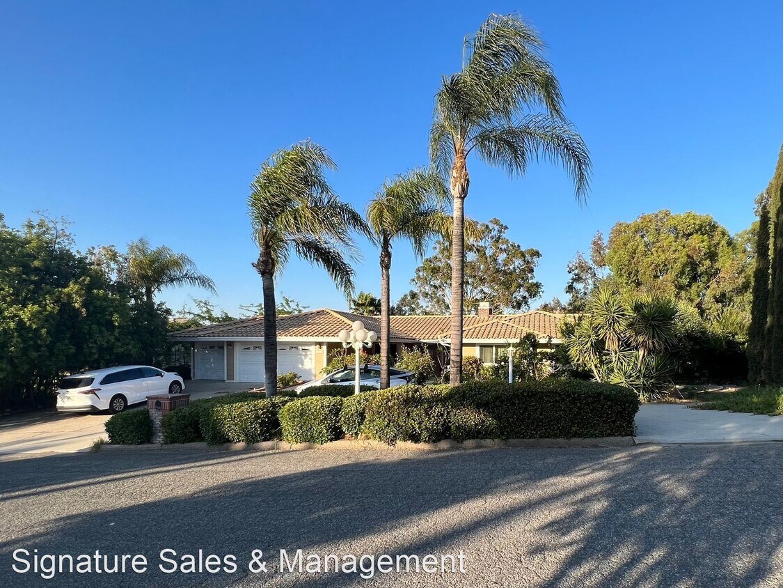 Foto principal - 4 br, 2 bath House - 1761 Bel Air