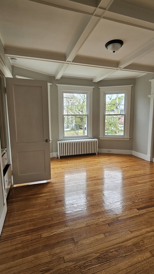 Foto del edificio - 26 Whittlesey Ave