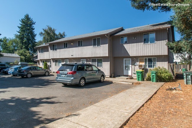 Building Photo - 3715 19th Ave