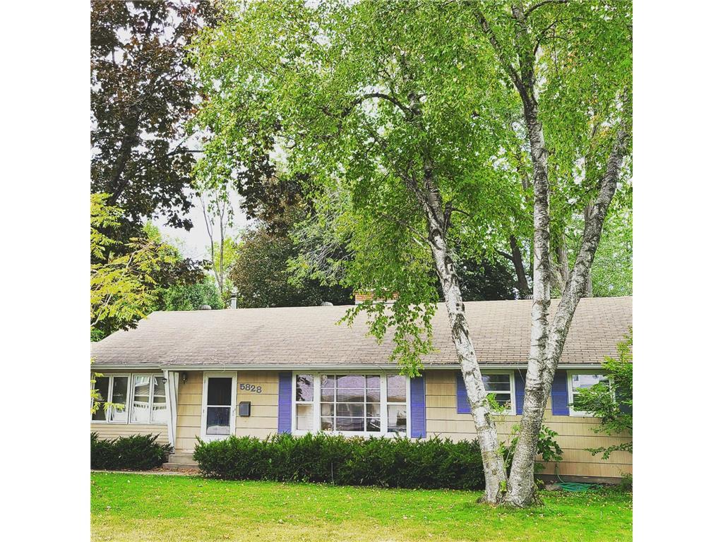 Primary Photo - 5828 Kellogg Ave