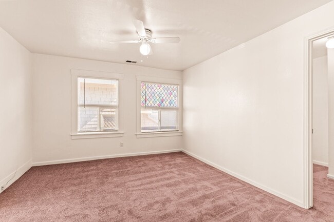 Photo - Utilities Included! 3 Bedrooms with Bonus Room & Spacious Kitchen Apartment