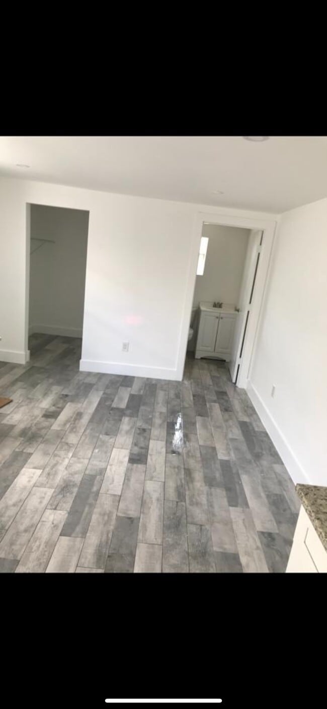 Foto del edificio - 2912 NW 31st St