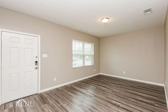 Building Photo - 13320 Wysong Dr