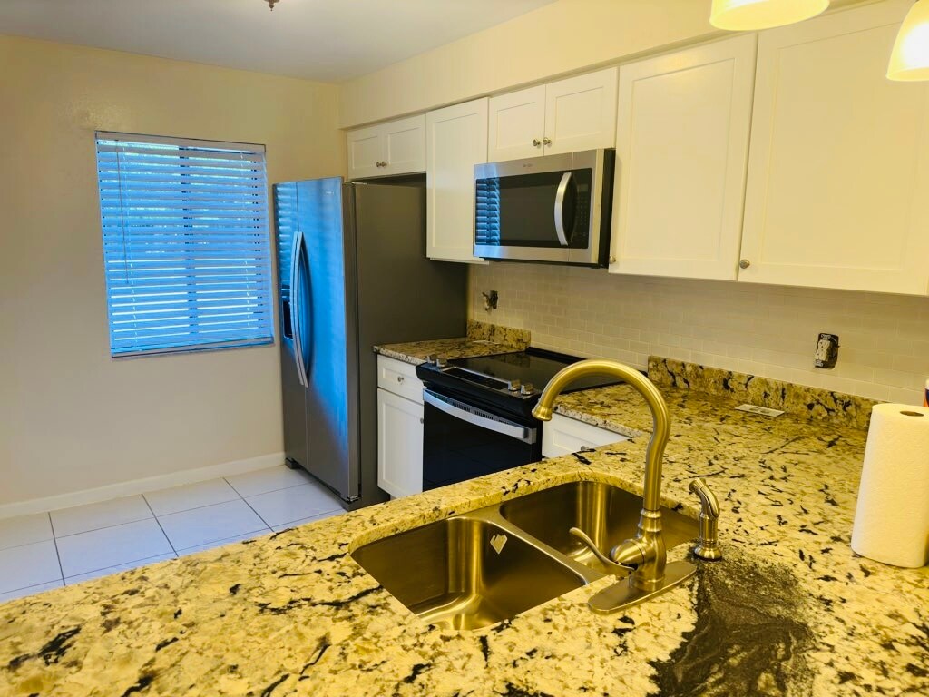 Primary Photo - 161 San Juan Cir