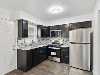 Building Photo - 3428 Harrison Ave