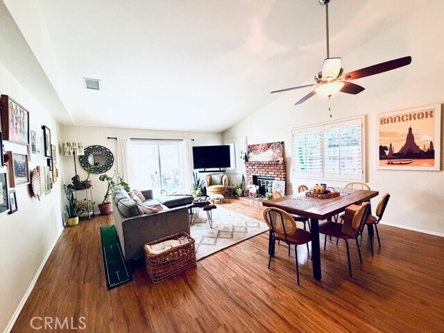 Foto del edificio - 26235 Cambria Ln