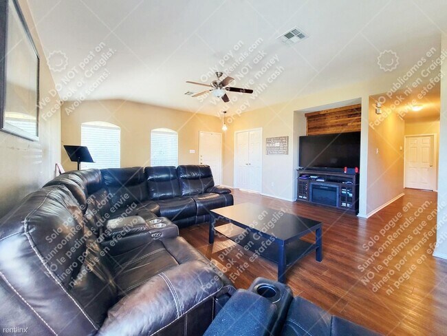 Foto del edificio - 4 br, 2 bath House - 3160 Corrigan Ln