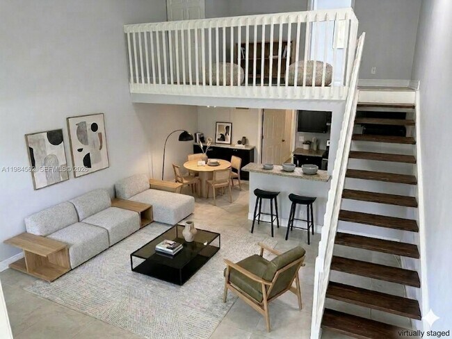 Foto del edificio - 1455 Holly Heights Dr