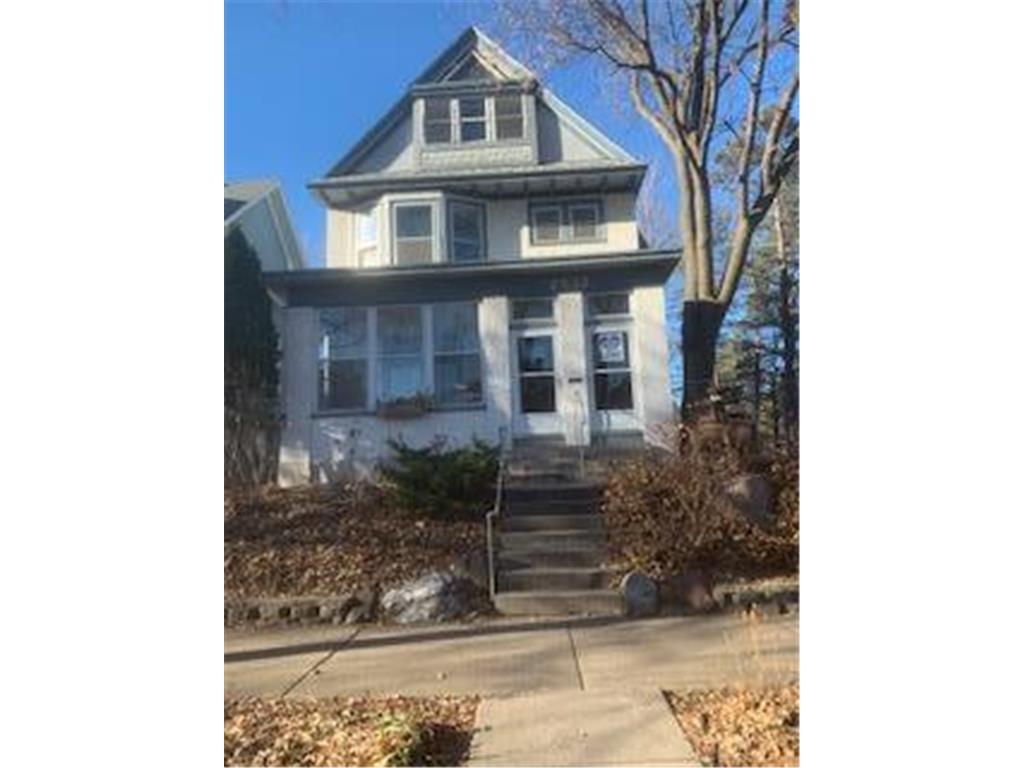 Foto principal - 2532 Bryant Ave S