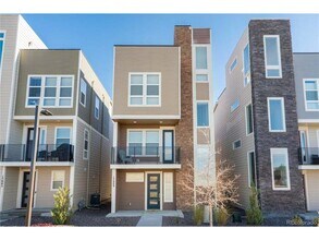 Building Photo - 15609 E Broncos Pl
