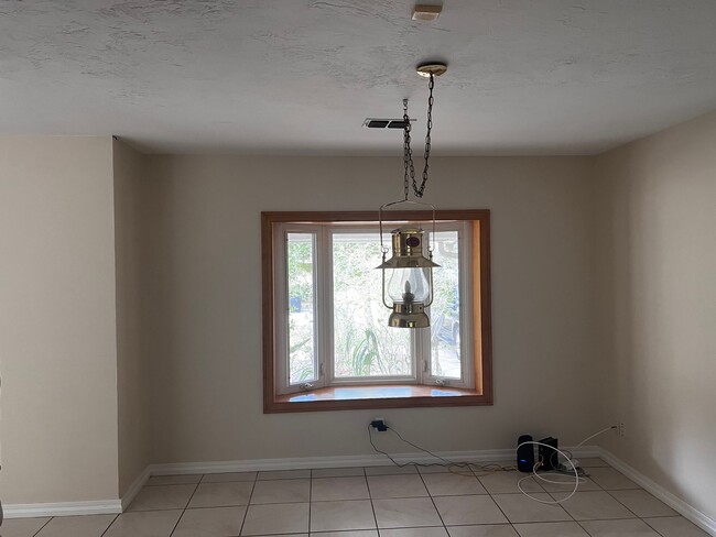 Building Photo - 2501 Keystone Ct N