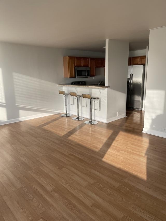 Building Photo - 0 bedroom in Chicago IL 60615
