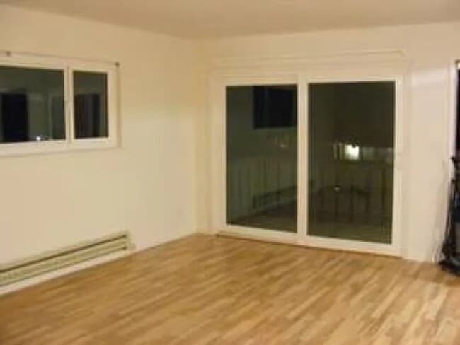 Foto del edificio - CAMBRIAN - Remodeled upstairs unit - great...