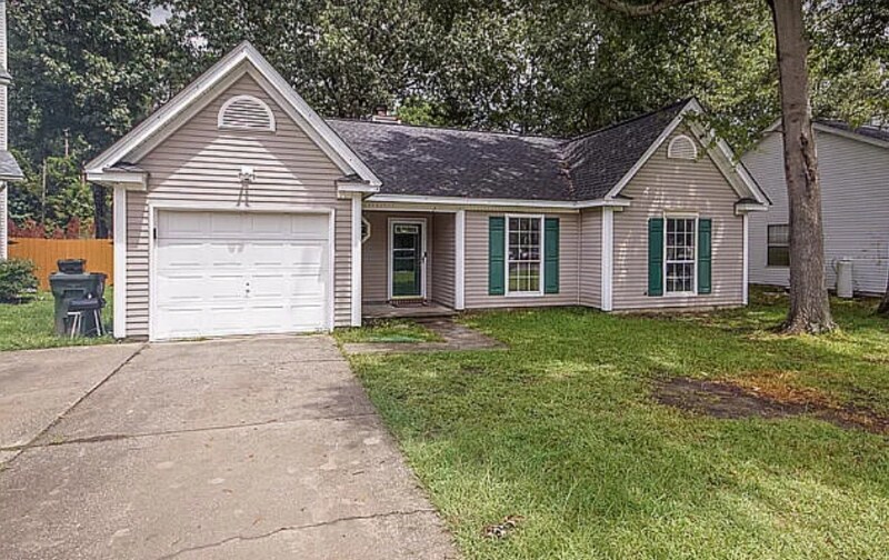 Primary Photo - 304 Merton Ct