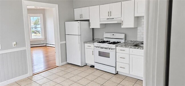 Building Photo - 398 Broadway