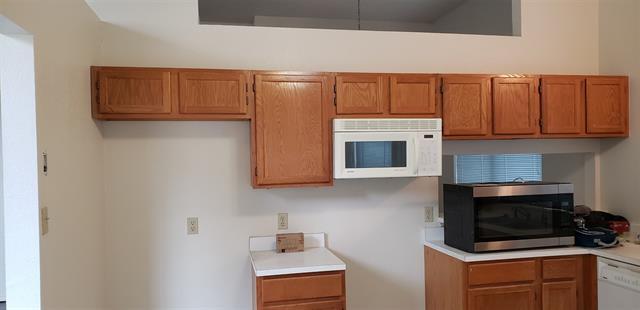 Building Photo - 338 Hopewell St
