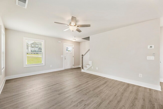 Building Photo - 6455 Quail Trail