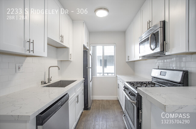 Building Photo - Mid - Century Cool! Slick Renovated  2BD/ ...