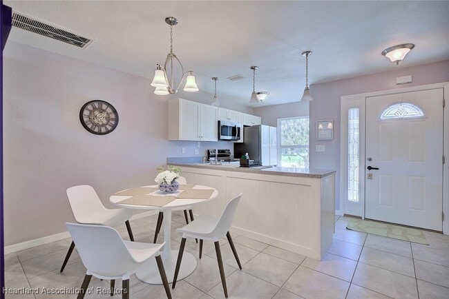 Building Photo - 4706 Mercado Dr