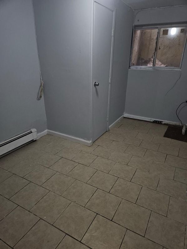 Foto del edificio - 1119 E 214th St