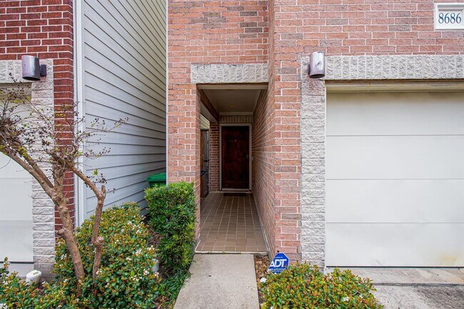 Foto del edificio - 8686 Meadowcroft Dr