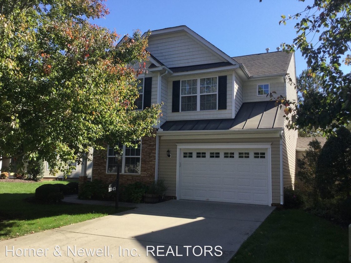 Primary Photo - 1245 Providence Knoll Dr