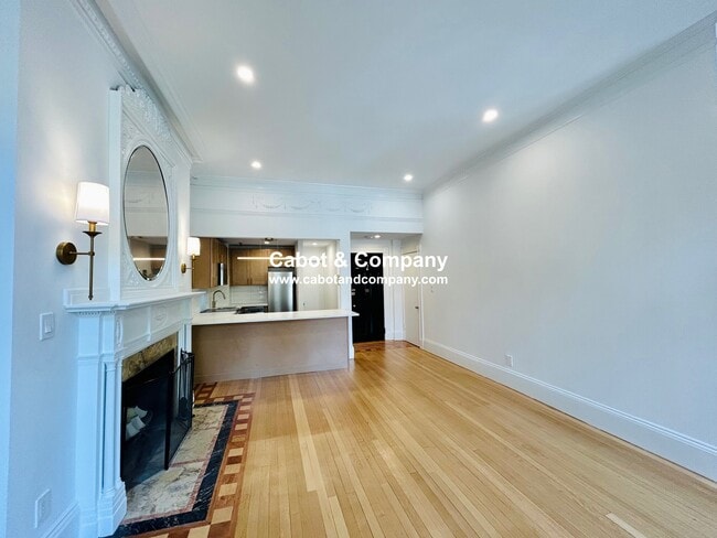 Building Photo - 188 Marlborough St