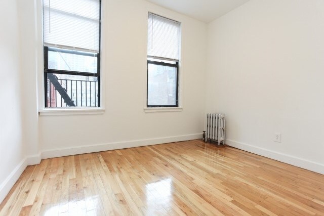 Primary Photo - 345 W 45th St