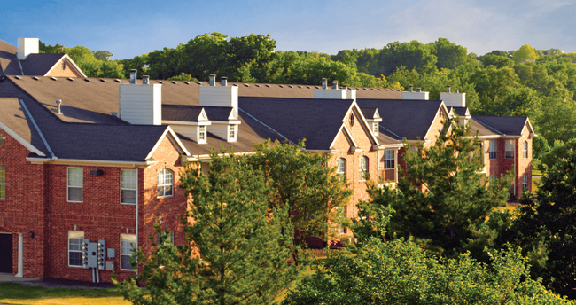 Building Photo - TurtleCreek Apartments