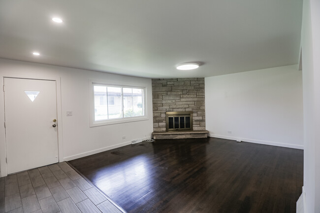 Foto del edificio - 520 Glendale Rd