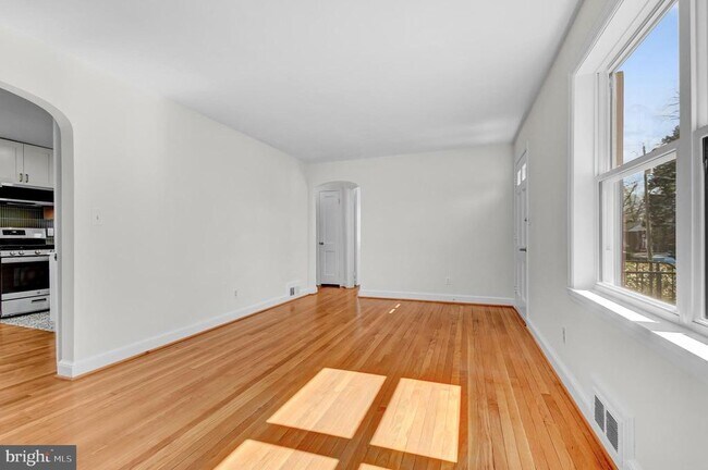 Foto del edificio - 5713 5th St S